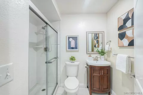 Bath - 17709 Saint Andrews, Poway, CA 92064 photo 2 of 3