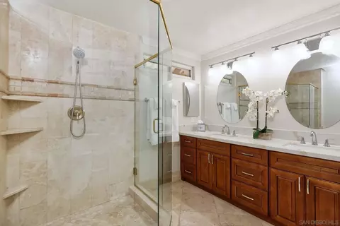 Bath - 656 Dewane Dr, El Cajon, CA 92020 photo 1 of 3