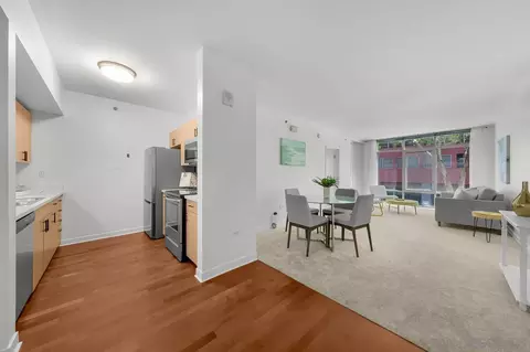 425 W Beech #327, San Diego, CA 92101