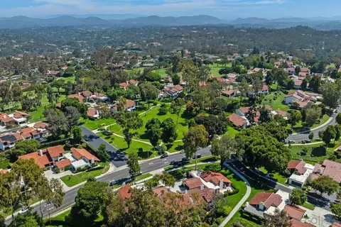View/Area - 1355 Sun Valley Rd, Solana Beach, CA 92075 photo 5 of 6