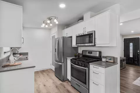 Kitchen - 1127 Hemlock Ave, Imperial Beach, CA 91932 photo 4 of 4