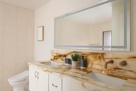 Bath - 4007 Canario #E, Carlsbad, CA 92008 photo 4 of 7