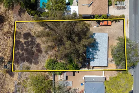 View/Area - 161 Garfield Ave, El Cajon, CA 92020 photo 1 of 8