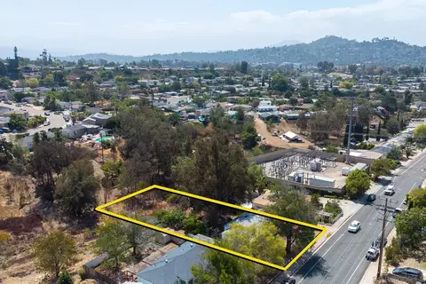 View/Area - 161 Garfield Ave, El Cajon, CA 92020 photo 7 of 8