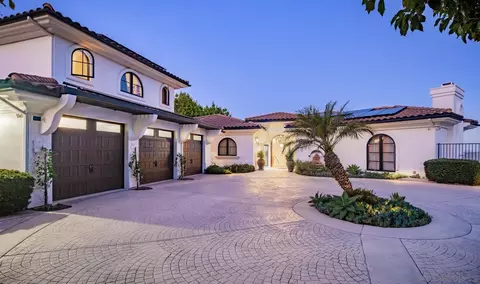 Exterior - 1375 Este Vis, Cardiff By The Sea, CA 92007 photo 8 of 8