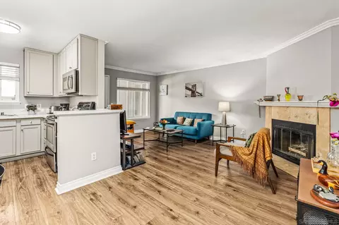 1756 Essex St #311, San Diego, CA 92103