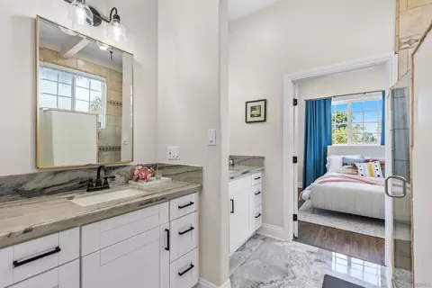 Bath - 1280 Santa Fe Dr, Encinitas, CA 92024 photo 4 of 6