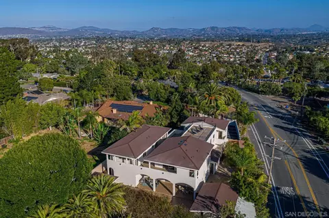 View/Area - 1280 Santa Fe Dr, Encinitas, CA 92024 photo 2 of 2
