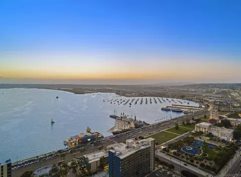1205 Pacific Hwy #3101, San Diego, CA 92101