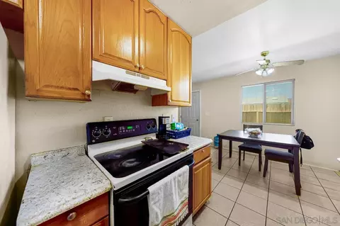Kitchen - 1156 E Washington Ave, El Cajon, CA 92019 photo 8 of 10