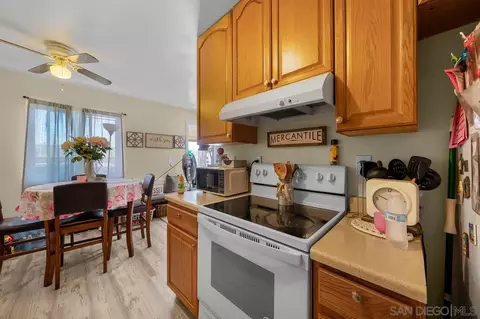Kitchen - 1156 E Washington Ave, El Cajon, CA 92019 photo 5 of 10