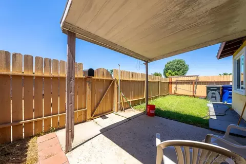 Exterior - 1156 E Washington Ave, El Cajon, CA 92019 photo 13 of 19