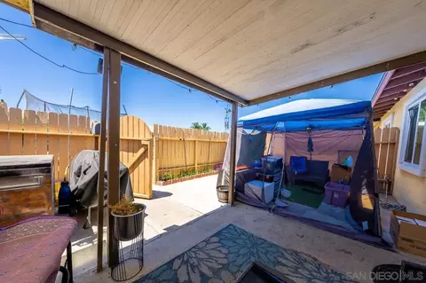 Exterior - 1156 E Washington Ave, El Cajon, CA 92019 photo 2 of 19