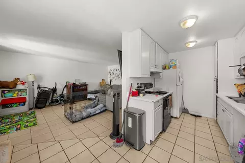 Kitchen - 1156 E Washington Ave, El Cajon, CA 92019 photo 1 of 10