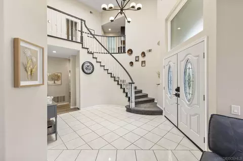 Entry Way - 5151 Via Mindanao, Oceanside, CA 92057 photo 3 of 4
