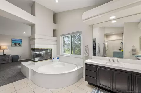 Bath - 5151 Via Mindanao, Oceanside, CA 92057 photo 4 of 5