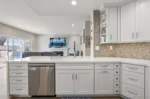 Kitchen - 5151 Via Mindanao, Oceanside, CA 92057 photo 6 of 6
