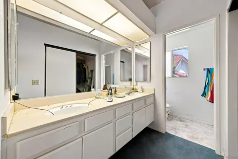 Bath - 4524 Goldfinch, Oceanside, CA 92057 photo 3 of 4