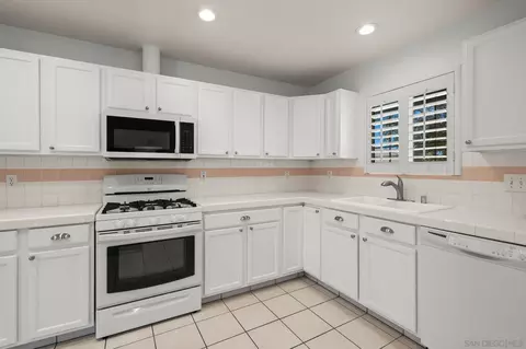 Kitchen - 6230 W Manor Dr, La Mesa, CA 91942 photo 1 of 2
