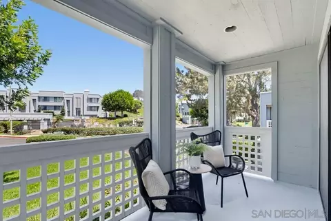 Exterior - 857 America Way, Del Mar, CA 92014 photo 3 of 5