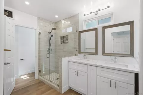 Bath - 10243 Canyon, Escondido, CA 92026 photo 1 of 3