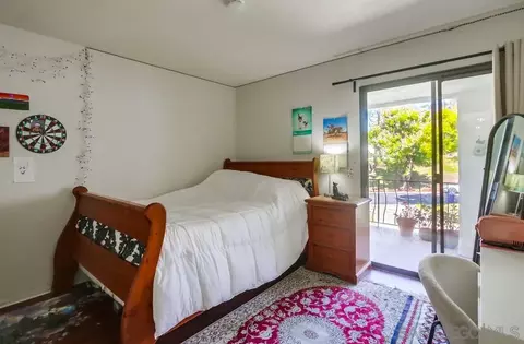 Bedroom - 619 Maze Gln, Escondido, CA 92025 photo 6 of 11