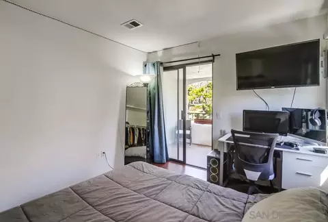 Bedroom - 619 Maze Gln, Escondido, CA 92025 photo 10 of 11