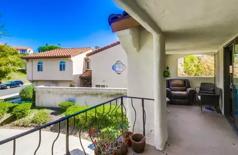 Exterior - 619 Maze Gln, Escondido, CA 92025 photo 11 of 22