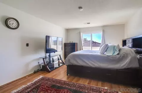 Bedroom - 619 Maze Gln, Escondido, CA 92025 photo 2 of 11