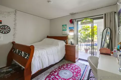 Bedroom - 619 Maze Gln, Escondido, CA 92025 photo 5 of 11