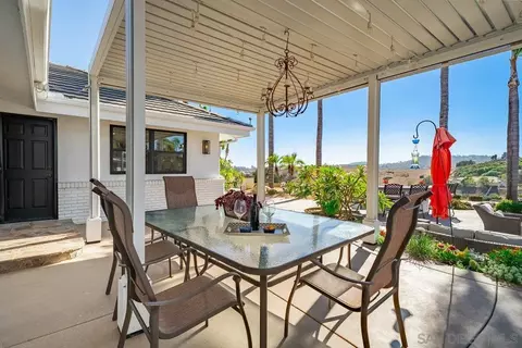 Exterior - 33 Gateview, Fallbrook, CA 92028 photo 8 of 19