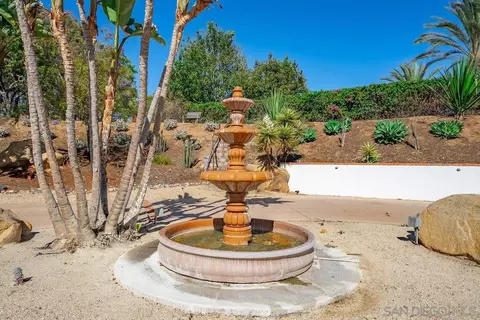 Exterior - 33 Gateview, Fallbrook, CA 92028 photo 17 of 19