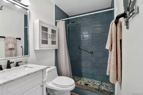 Bath - 1757 Pleasantdale, Encinitas, CA 92024 photo 3 of 3