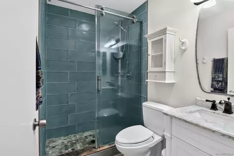 Bath - 1757 Pleasantdale, Encinitas, CA 92024 photo 1 of 3