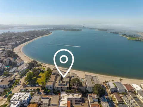 1235 Parker Pl #2B, San Diego, CA 92109
