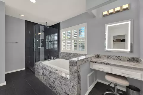 Bath - 1371 Westminster Pl, Escondido, CA 92027 photo 2 of 8