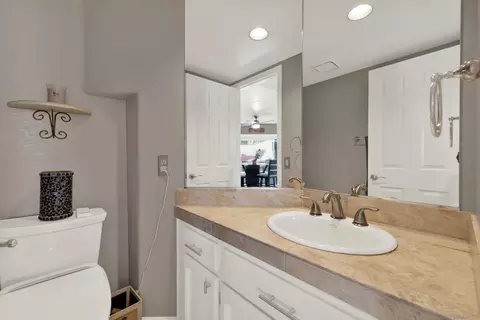 Bath - 1371 Westminster Pl, Escondido, CA 92027 photo 1 of 8
