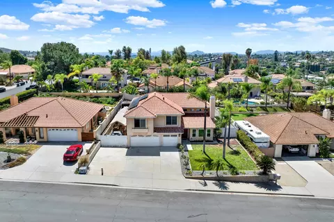 View/Area - 1371 Westminster Pl, Escondido, CA 92027 photo 1 of 2