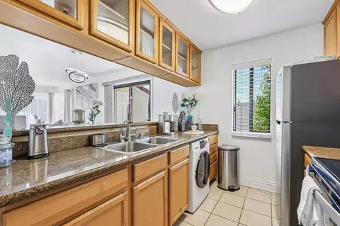 Kitchen - 8731 Graves Ave UNIT 32, Santee, CA 92071 photo 3 of 3