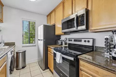 Kitchen - 8731 Graves Ave UNIT 32, Santee, CA 92071 photo 2 of 3