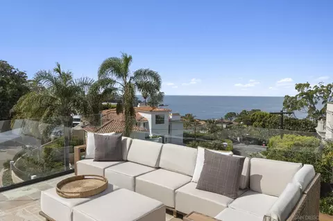 View/Area - 7784 Hillside Dr, La Jolla, CA 92037 photo 2 of 2