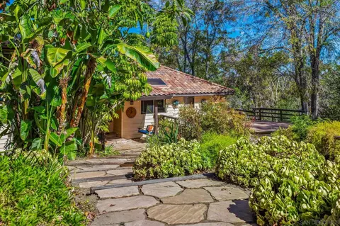 Exterior - 3209 Mary Ln, Escondido, CA 92025 photo 7 of 7