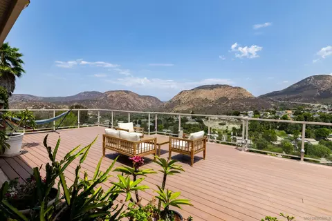 6623 Hemingway Dr, San Diego, CA 92120