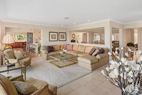Living - 11822 Northill Ter, Lakeside, CA 92040 photo 4 of 9