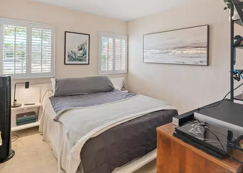 Bedroom - 11822 Northill Ter, Lakeside, CA 92040 photo 6 of 6