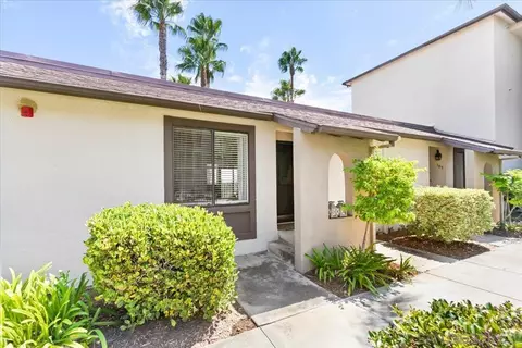 6924 Hyde Park Dr #104, San Diego, CA 92119