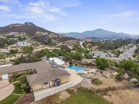 View/Area - 2255 Grace Lamay Ter, El Cajon, CA 92019 photo 3 of 4