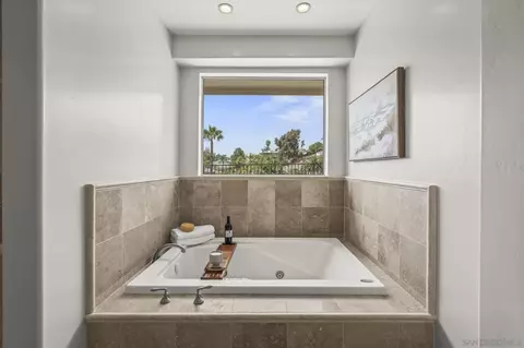 Bath - 2255 Grace Lamay Ter, El Cajon, CA 92019 photo 6 of 7