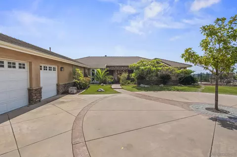 2255 Grace Lamay Ter, El Cajon, CA 92019