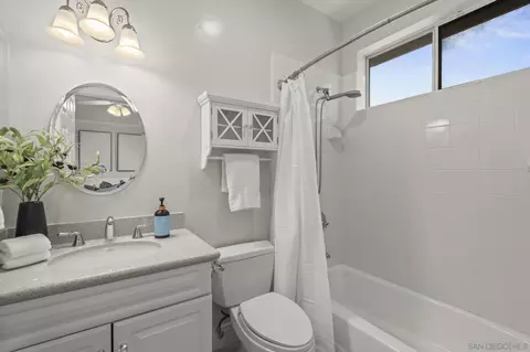 Bath - 2255 Grace Lamay Ter, El Cajon, CA 92019 photo 3 of 7